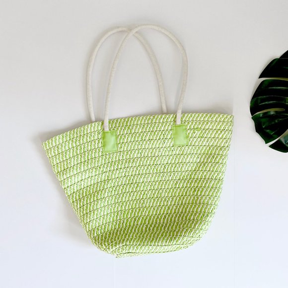 Vintage Handbags - Vintage • Lime Woven Beach Bag